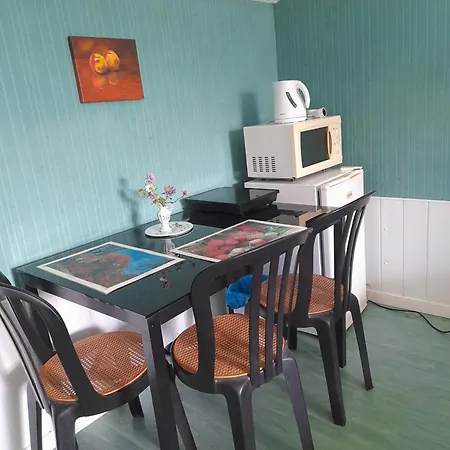 D'hote La Varenne 3*