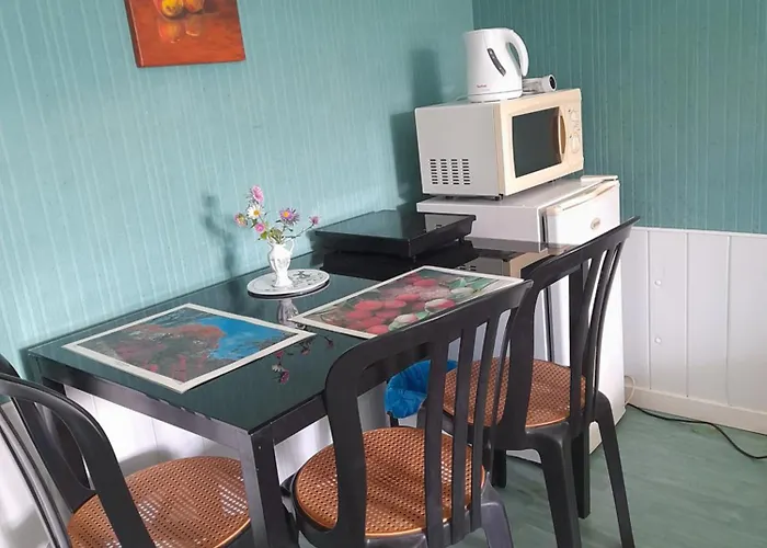 D'hote La Varenne 3*